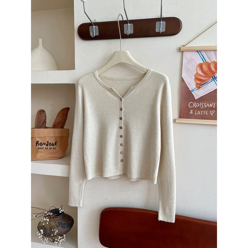 Retro Small Soft Waxy Sweater Knitted Cardigan Women's Autumn and Winter Thin Stacked Coat Bottoming Top