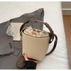Niche design contrasting color portable bucket bag women's 2025 new casual retro handbag Korean version shoulder messenger bag