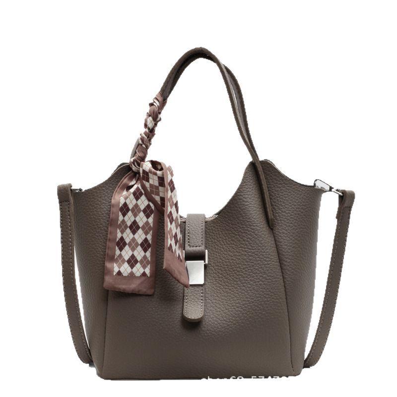 European and Korean fashion simple large-capacity bucket bag handbag 2025 spring/summer new temperament versatile shoulder crossbody bag