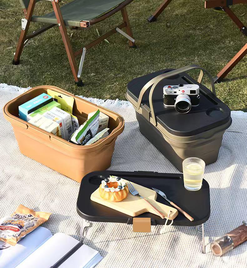 Tragbarer faltbarer Picknickkorb mit Tischplatte und Wassereimer für Outdoor-, Camping-, Strand- und Frühlingsausflüge.