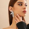 Elegant Retro Gold Color Leaves Stud Earrings for Women Design Sense Irregular Piercing Earrings Fashion Banquet Party Jewelry