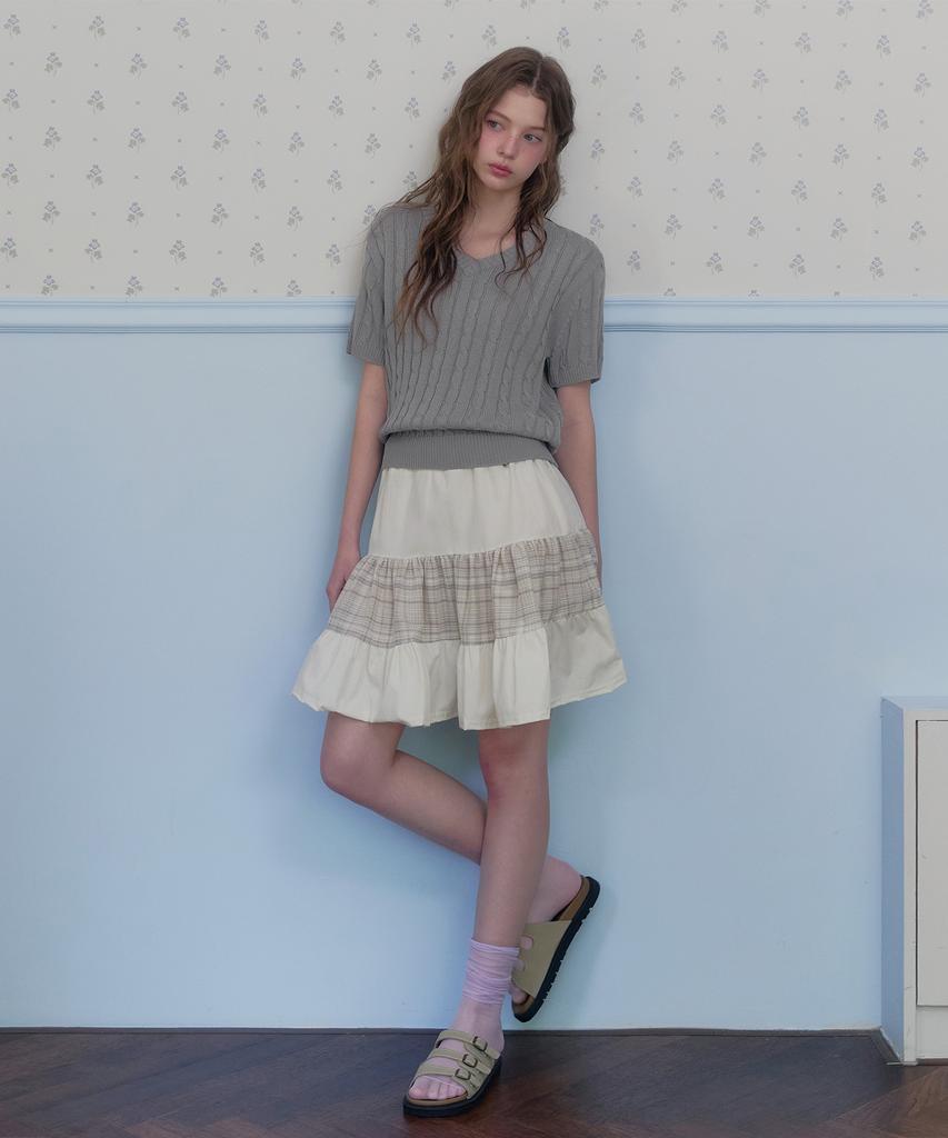 Teuwi Terril Cable V-Sleeve Short Sleeve Knit
