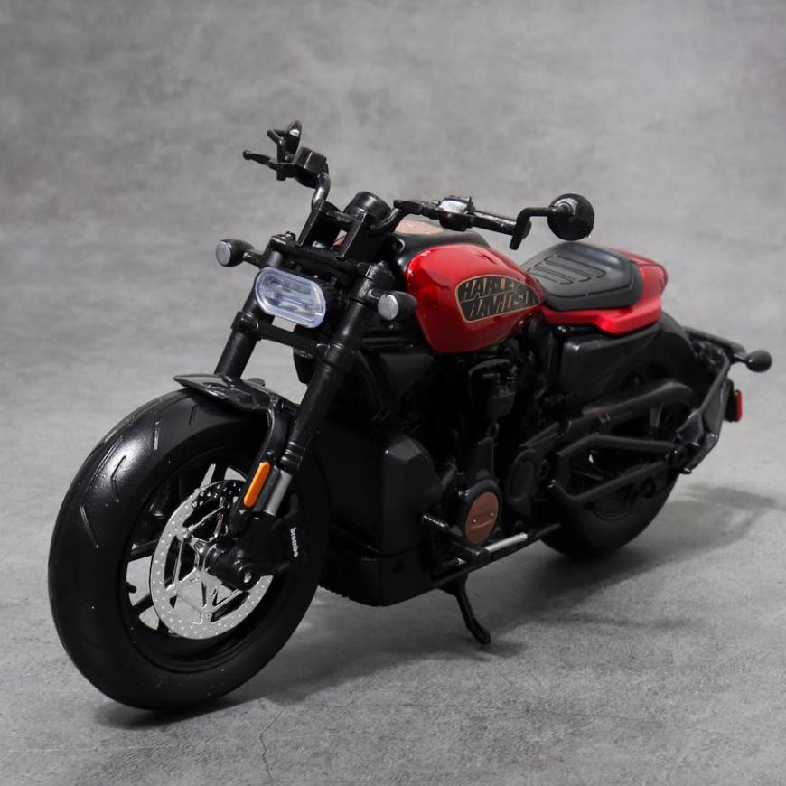 [Maisto] 1:12 Scale Harley-Davidson 2013 FLHRC Road King Classic / 2015 Street Glide Special Diecast Motorcycle Model