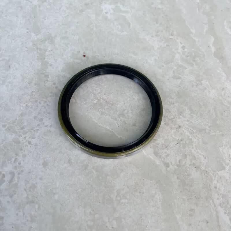 Rear Axle Half-Shaft Oil Seal for Dongfeng Cummins EQ1118GA/Tianjin EQ1120