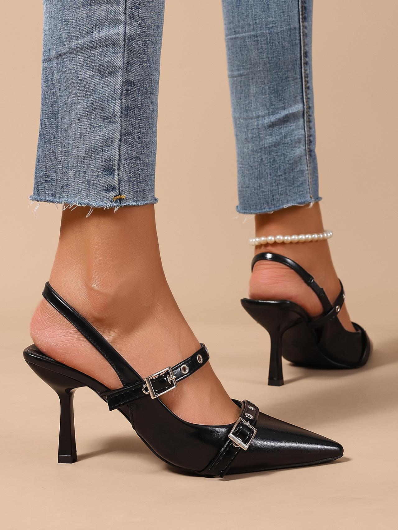 

2025 spring and summer high-end new pointed rivets sandals rear empty shallow rivets fashionable versatile Spice Girls high street women s shoes 35 чорний