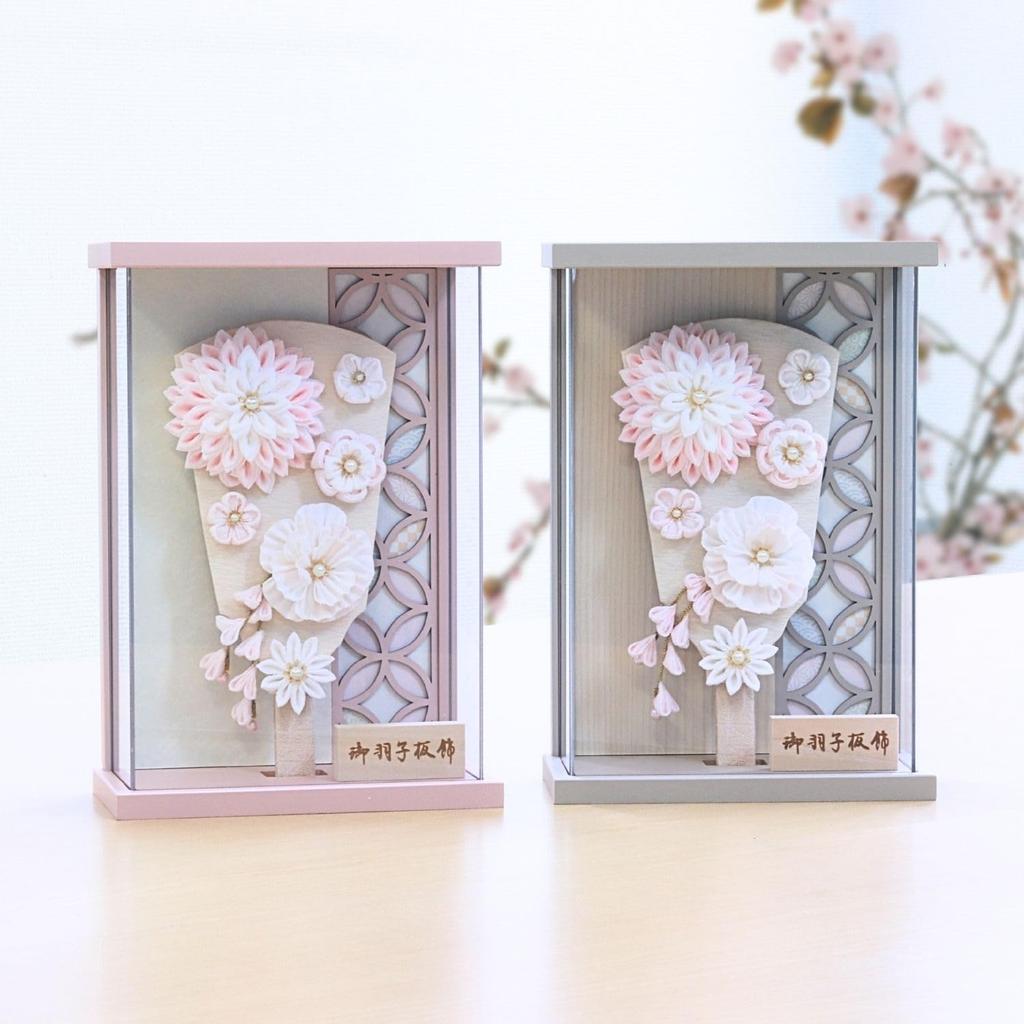 Momona Hagoita Battledore with Acrylic T2601 Pink, 7-inch Case, Tsumami-zaiku Design, Case, 26.2cm Tall, Wall-Mountable,