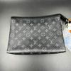 [Pre-Owned] Pochette Voyage MM 'Black Monogram Eclipse Canvas' - Good #181KQE9