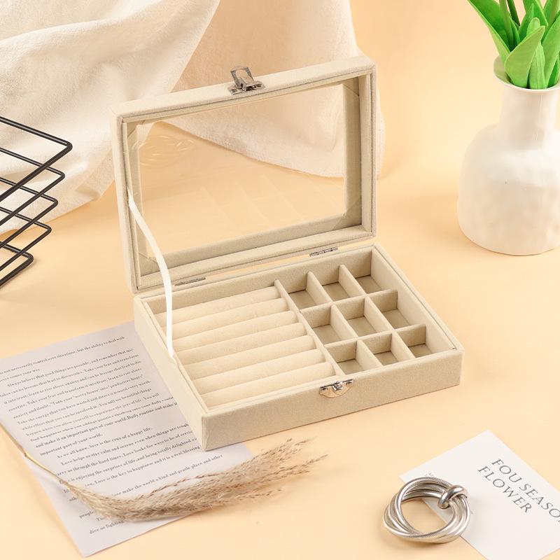 

Velvet Jewelry Box with Nine-Grid Design - Large Capacity for Rings, Necklaces, and Earrings, Dustproof Storage Box 20x15x5cm бежевый