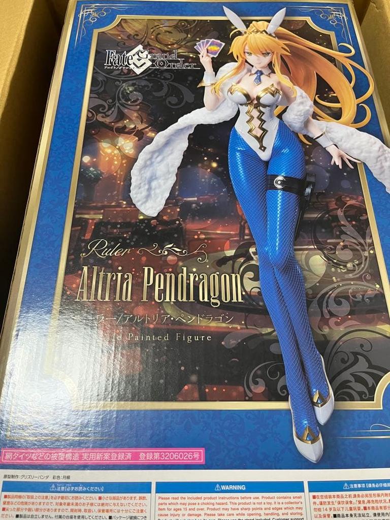 [USED] Fate/Grand Order Artoria Pendragon Figure