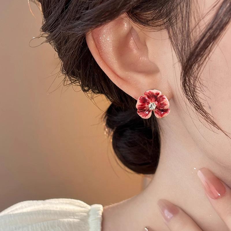Silver needle drip glaze smudge flower unique temperament stud earrings women's exquisite niche earrings high-end light luxury earrings