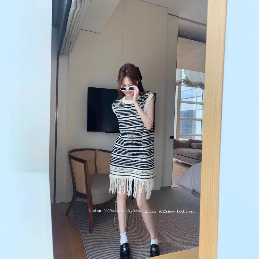 

Summer 2025 Striped Sleeveless Knit Tassel Dress One Size (Up to 125 lbs)