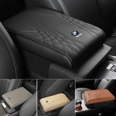 Automašīnas roku balsta kastes augstuma paliktnis PU āda atmiņas putas augstuma paliktnis automašīnas centrālā roku balsta aizsargspilvens atbalsts BMW M E46 E60