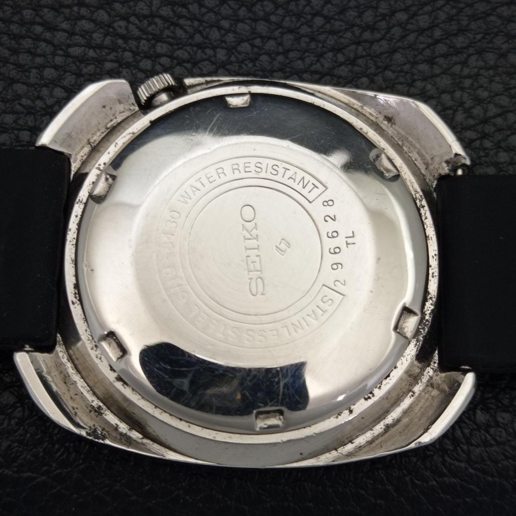 VINTAGE SEIKO 5 AUTOMATIC 6119C JAPAN MENS BLACK COLOR DIAL WATCH A702333-5 R124-a702333