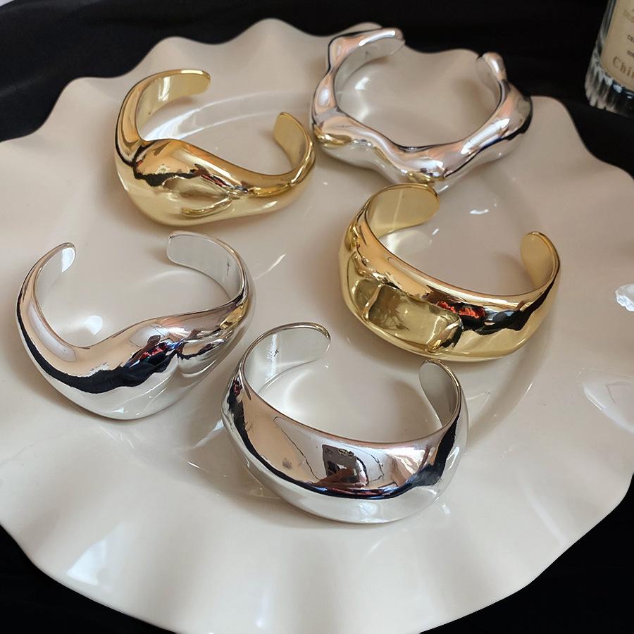 Irregular Geometric Twisted Open Bangles for Women European and American Exaggerated Jewelry