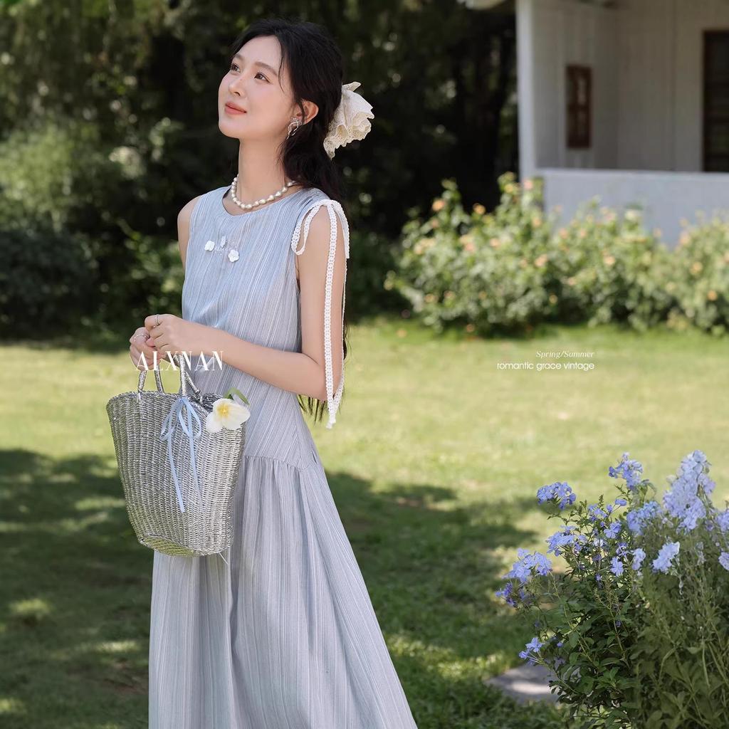 Women's French Blue Elegant Summer Long Dress with Slimming Waist Design