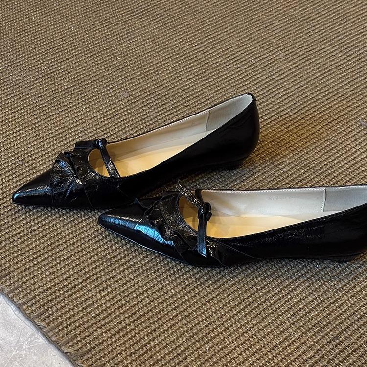 Pointed Low-heeled Small Leather Shoes Women's French Bow Shallow Mouth Mary Jane Shoes Commuter Versatile Small Single Shoes