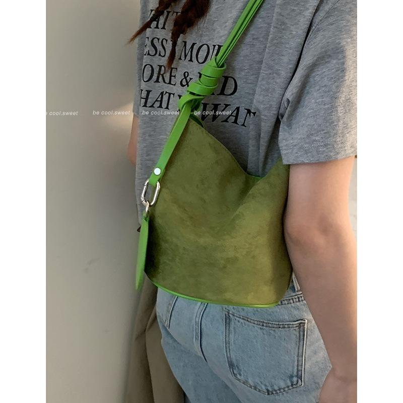 High-end Underarm Bag, Large-capacity Suede Bucket Bag, Simple Single-shoulder Bag