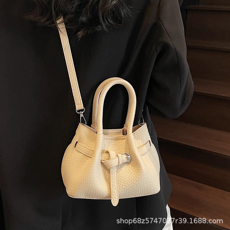 New Niche Design Large-capacity Handbag Women's 2025 New Fashion Temperament High-end Shoulder Messenger Bag