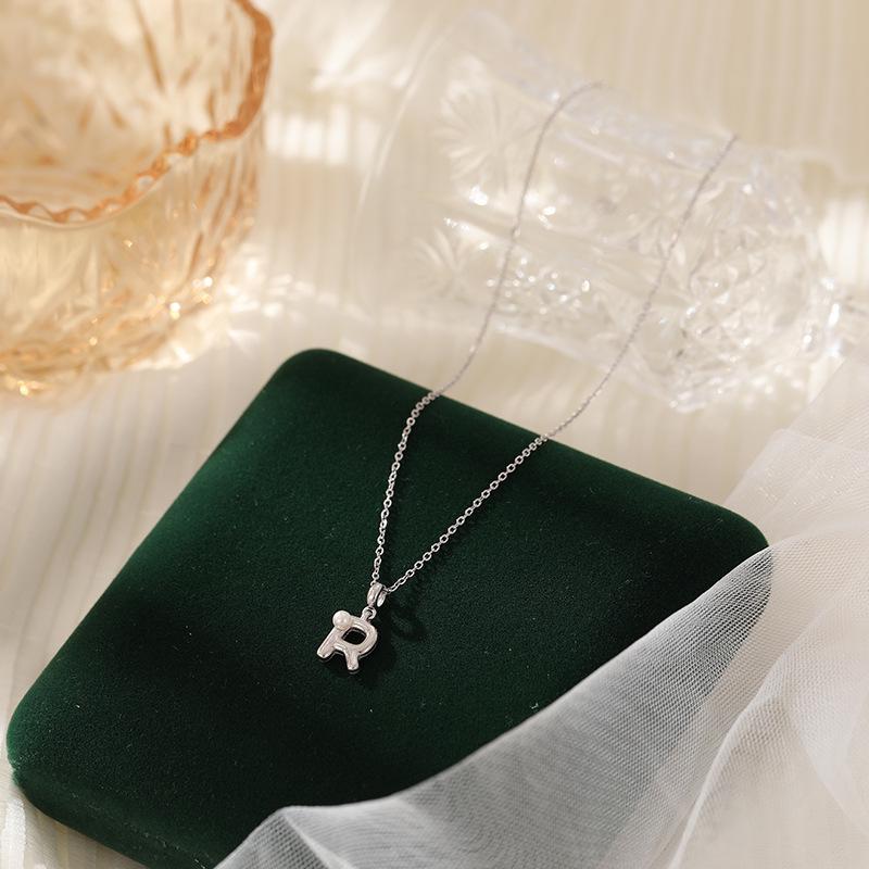 Banyan Tree S925 Silver Alphabet Pendant Necklace - Minimalist Clavicle Chain for Women, Fashionable and Versatile.