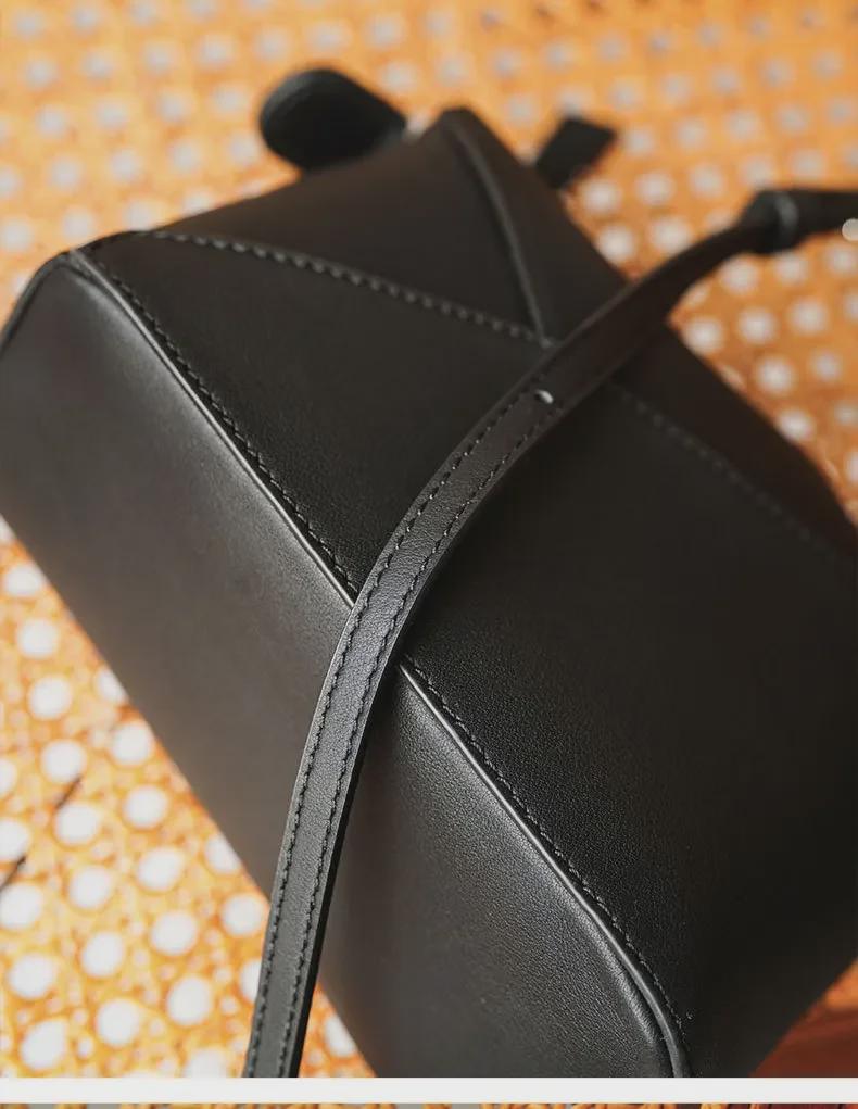 Retro-Style Genuine Leather Large-Capacity Ladies' Crossbody Shoulder Bag