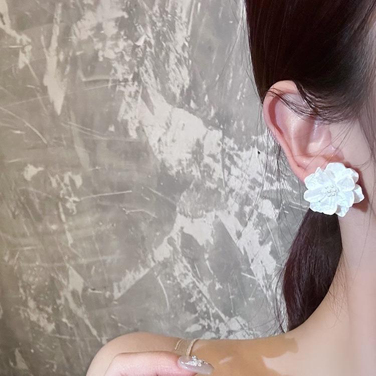 High-End 925 Silver Camellia Stud Earrings - Limited Edition Retro Style French Ear Clips