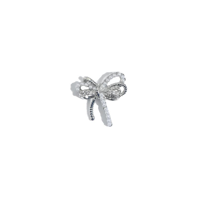 3D Zirconia Bow Nail Art: Luxurious & Shiny Pearl Gel Polish Decoration
