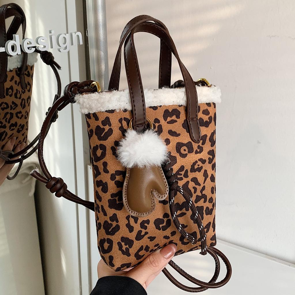 Bag Women's New Fashionable Versatile Messenger Bag