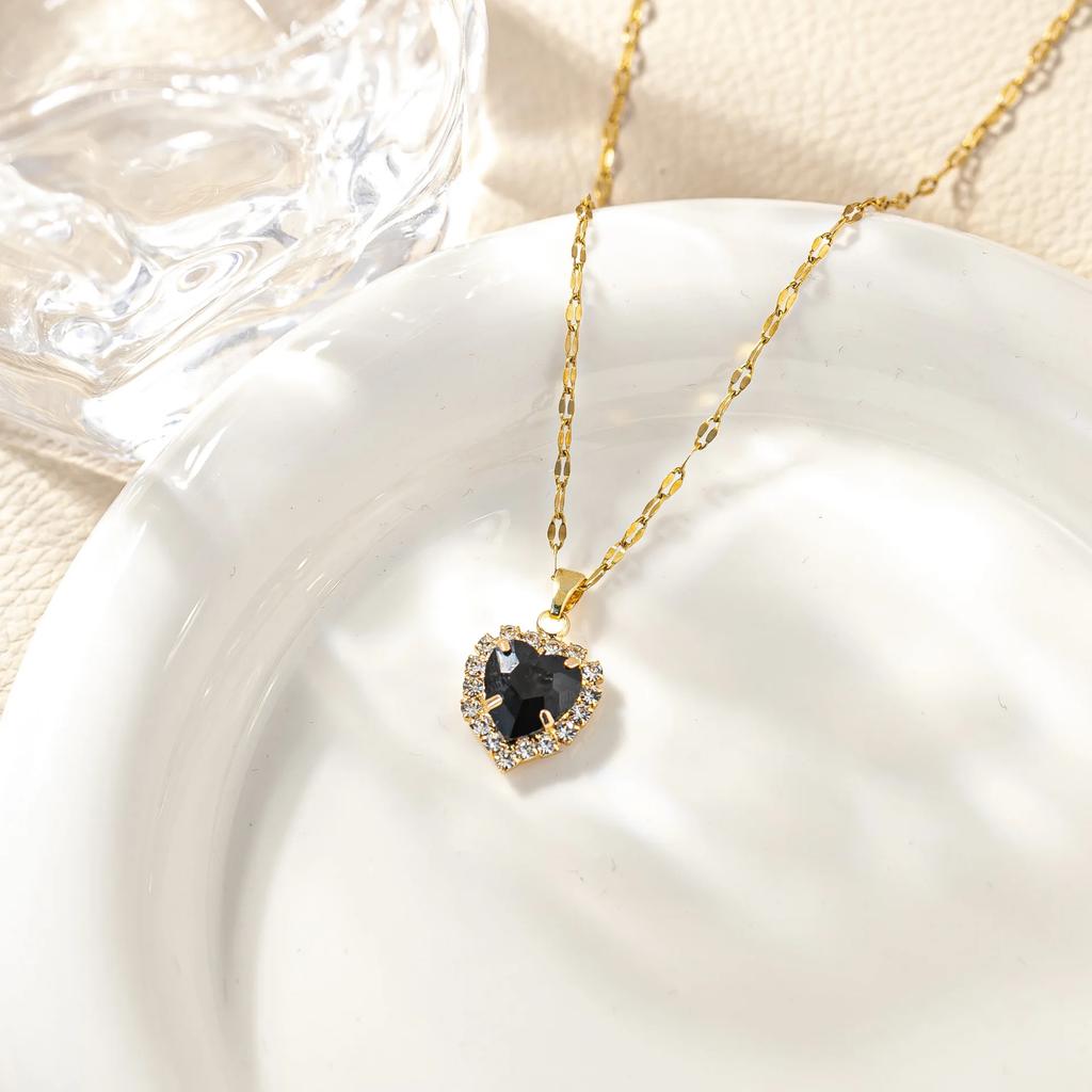 Stainless Steel Chain Classic Shiny Colorful Zircon Love Heart Pendant Necklace for Women Cute Simple Jewelry Accessories Gifts