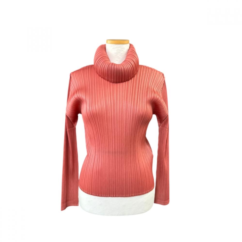 LA VITA JUNKO K Pleated Round necK Tee + Warmer Lswts003