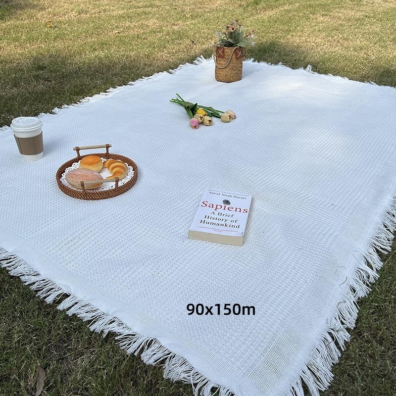 

Outdoor Cotton Blend Portable Mat Picnic Mat with Tassel for Camping Dustproof Tablecloth Mat Soft Sofa Blankets Camping Parts белый
