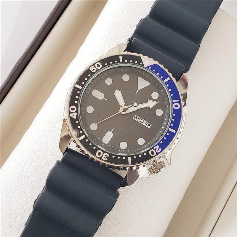 Exquisite craftsmanship stainless steel tape, high quality high quality stainless steel strap, fashionable men's watch