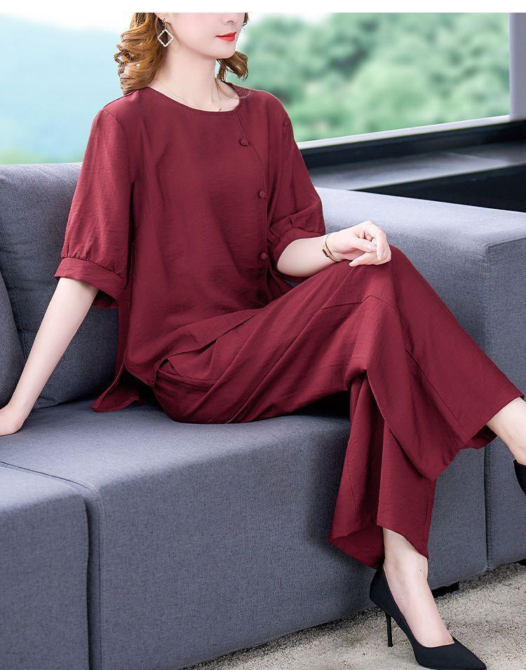Stylish Cotton Linen Summer Outfit Set for Middle-aged Women - Short Sleeve Top 2026