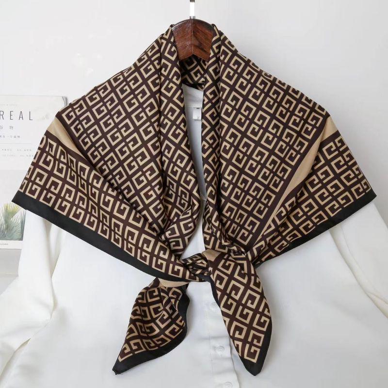 Black and White Animal Print Faux Silk Twill Scarf - 90x90CM Autumn/Winter Shawl for Women