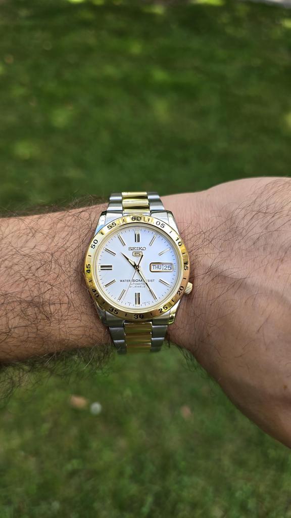 SEIKO Automatic Watch Made In Japan [Seiko Import] Men's SNKE04J1, (Imported)