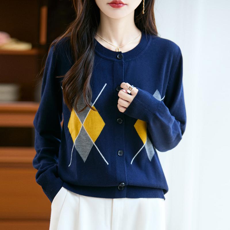 QingHe Cashmere Women's 30% Cashmere Cardigan - Soft & Warm Wool Blend Sweater