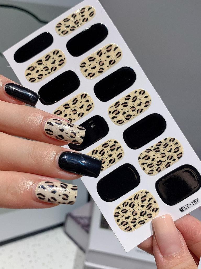 High-Quality Autumn/Winter Leopard & Zebra Print Nail Stickers LT184