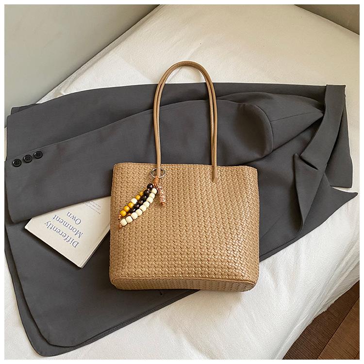 2025 fashion retro casual simple personality tote bag new niche design shoulder bag woven underarm bag