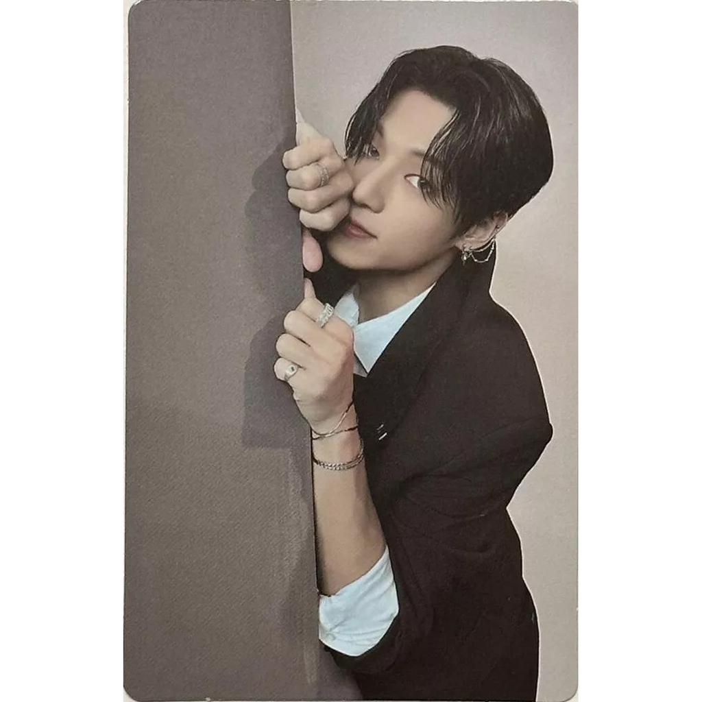 ATEEZ THE WORLD EP.2:OUTLAW A / DENÍK / JEDNOTKA DENÍKU / Z ver. OFICIÁLNÍ FOTOKARTA