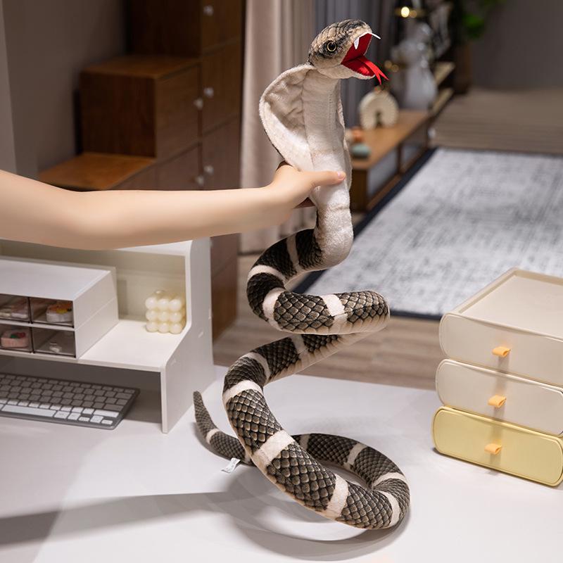 Realistic Cobra Plush Snake Toy - Stuffed Anaconda Prank Gift for Boys