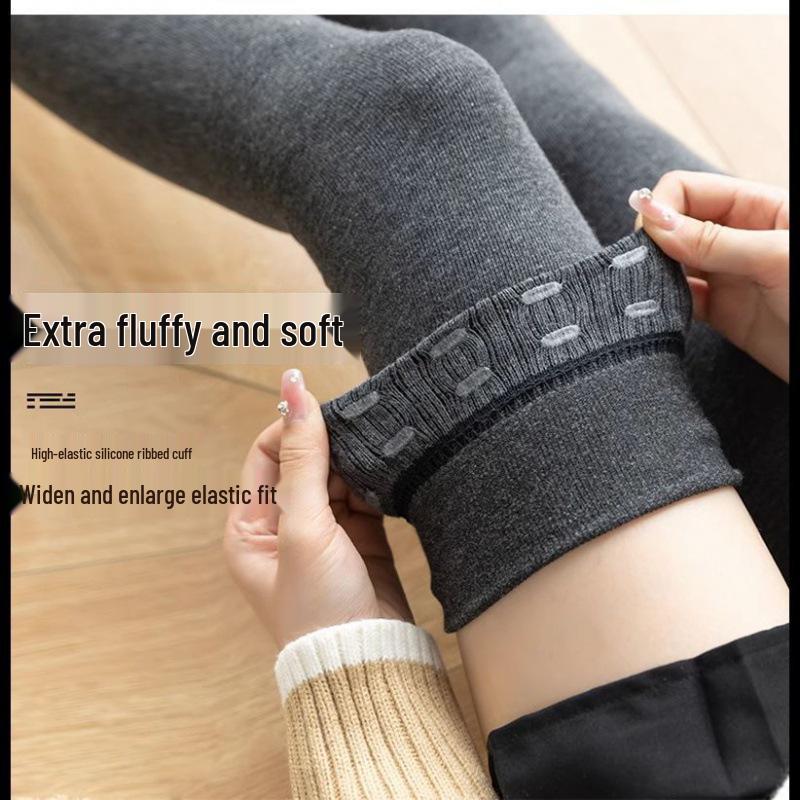 Plus-Size Fleece-Lined Non-Slip Thigh-High Socks for Women - Extra Thick, Over-the-Knee, Ideal for Autumn/Winter