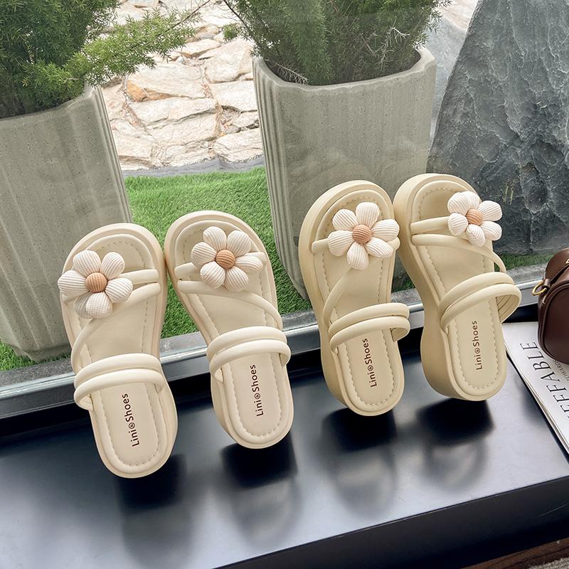 Fashion Beach Shoes Slippers Casual Slides Sabot Luxury Flat Summer Scandals Flat Shoes Female Slippers Casual Slides Summer Clogs Woman