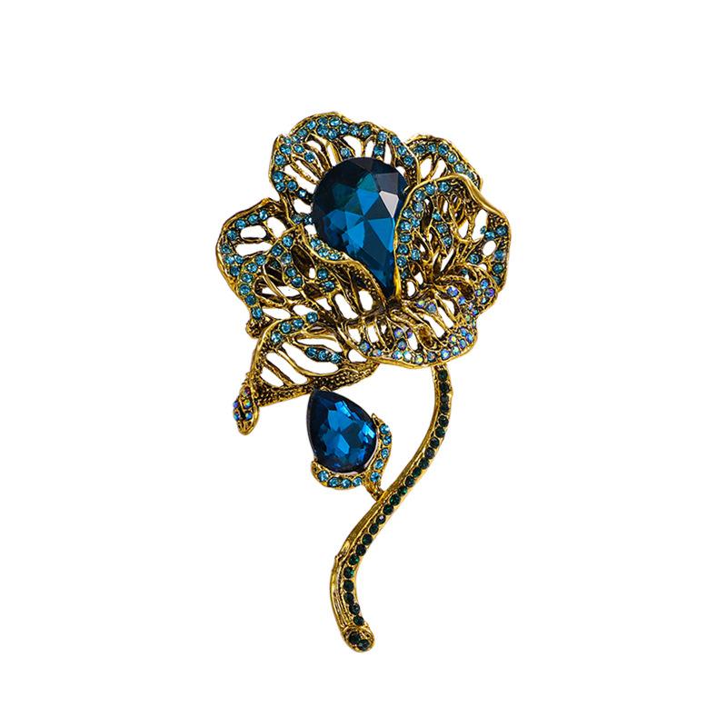 Luxury Women Men Exqusite Full Crystal Lotus Shining Brooches Badges Vintage Plant Rhinestone Pins Corsage For Women's Party