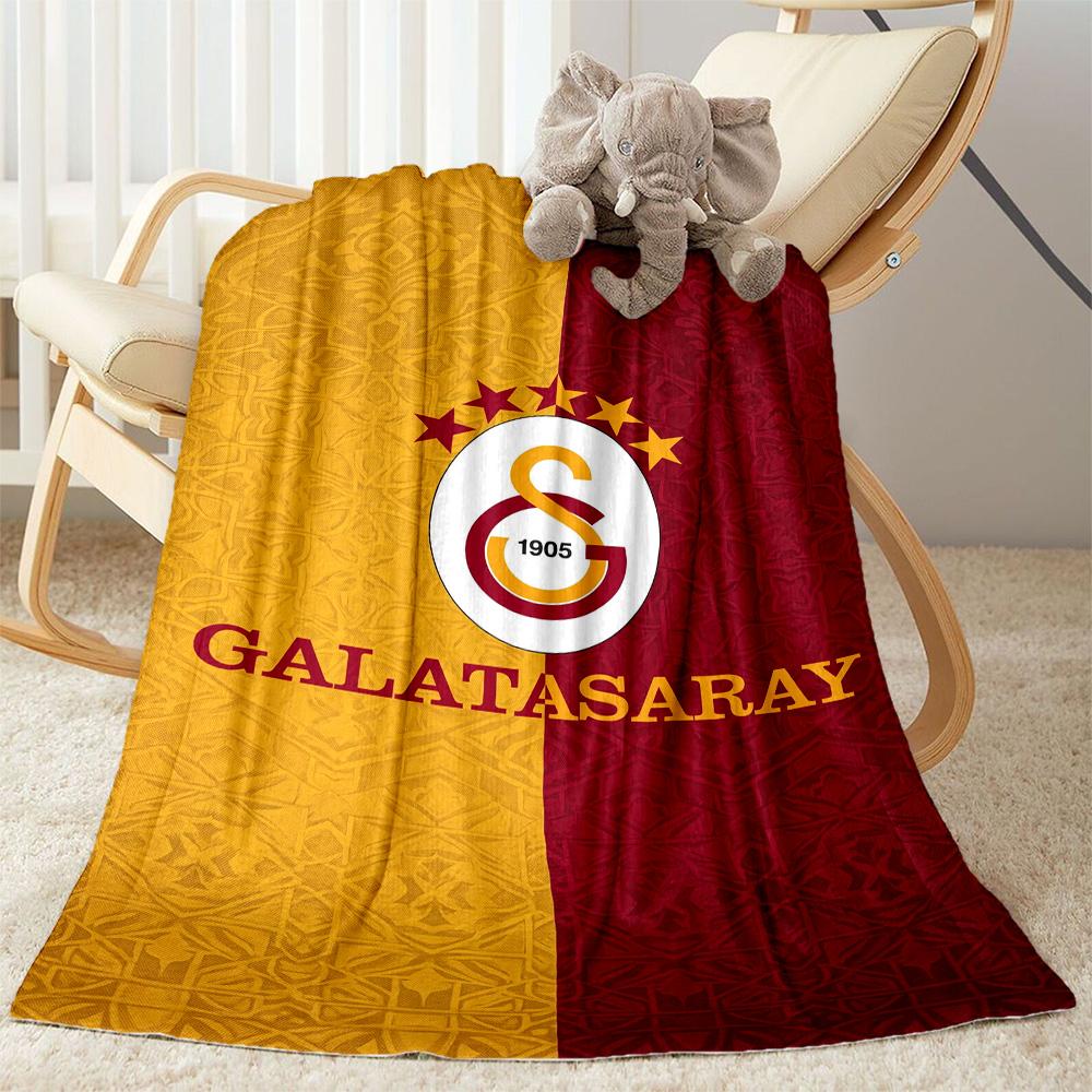 Galatasaray 144 Blanket Ultra-Soft Great for Livingroom Picnics Bedding for All Occasions Playful Design Perfect Gift for Relatives and Friends