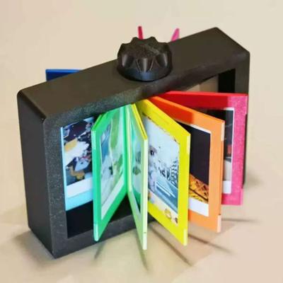 Drehender Fotorahmen 3D-gedrucktes Foto-Karussell Drehen und Umblättern Fotohalter Desktop-Ornament zur Präsentation und Organisation von Fotos