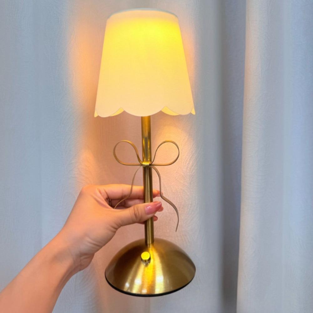 Stolní lampa Dívka Mašle s motýlkem Dekorativní stolní lampa Dekorace ložnice Jídelna Kovové Nabíjecí Atmosférické světlo Látkové stínidlo