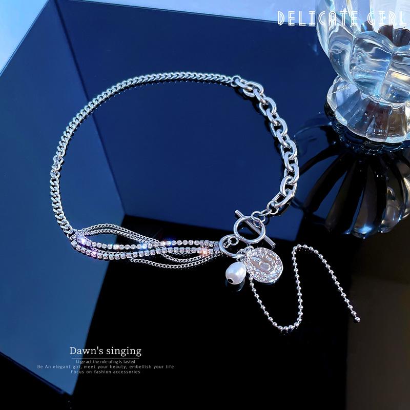 

Non-Fading Personalized Neck Chain, Diamond-Set Pearl Round Brand T-Buckle Necklace, Temperament Design Sense Item Decoration