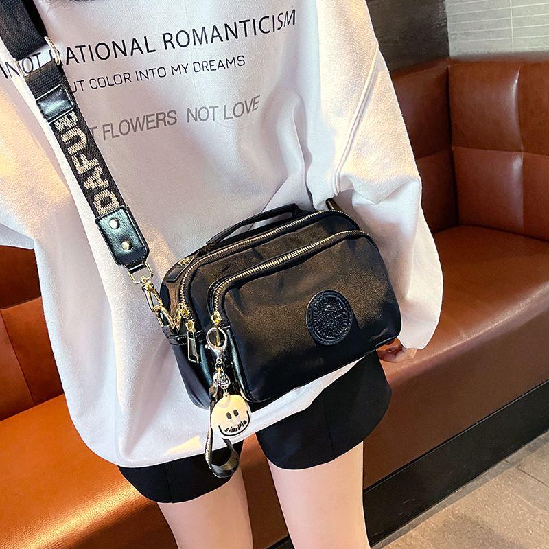 

Multi-Layer Men s and Women s Neutral Wide Shoulder Strap Oxford Cloth Messenger Bag Black