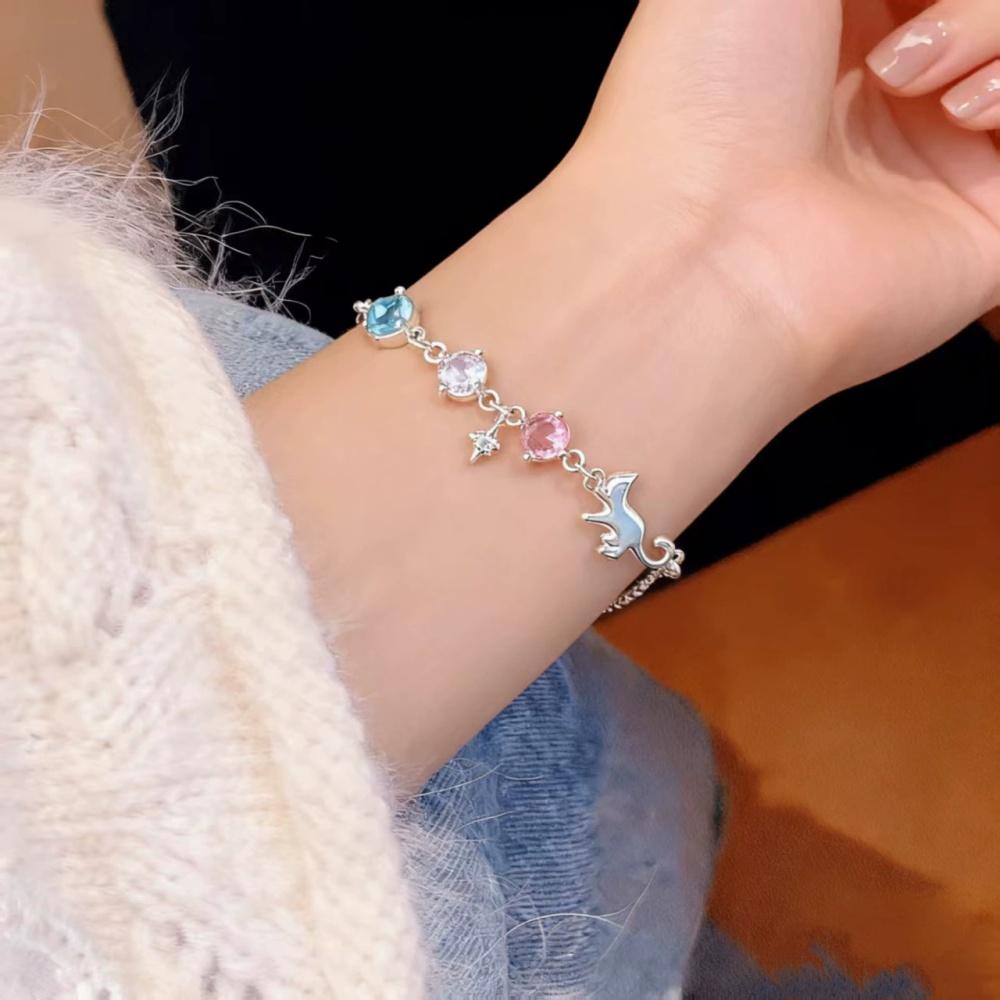 New Silvery Geometric Sparkling Zircon Cat Bracelet for Women Unique Trend Fashion Personality Sweet Versatile Jewelry Gift
