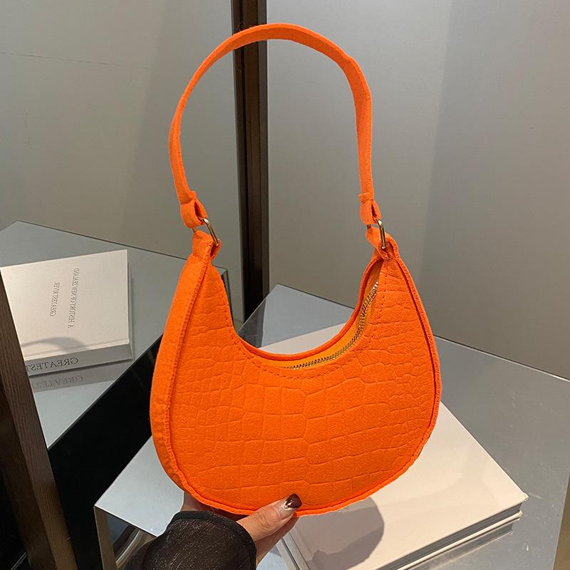 High End Niche Bag for Women New Fashion Underarm Bag for Women Ins Retro Versatile One Shoulder Handbag for Women