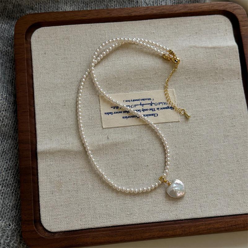 Natural Freshwater Pearl Bracelet with Heart Charm - Elegant, Versatile, 2024 Trend Jewelry for Women
